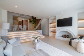 https://cdn.resales-online.com/public/xxgluerdu7/properties/af33911b225811f0ad0102e0405b089b/w1200/16-ec67b526875bf0124b6ce4328a754439.jpg?v=1745646073