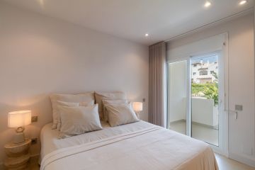 https://cdn.resales-online.com/public/xxgluerdu7/properties/af33911b225811f0ad0102e0405b089b/w1200/30-5e8634ec9576c9ad4825a6dec5b5d375.jpg?v=1745646073