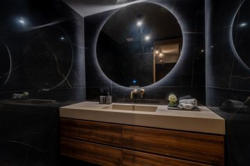 https://cdn.resales-online.com/public/xxgluerdu7/properties/af33911b225811f0ad0102e0405b089b/w1200/44-a9b00fef606e1a421f9431575315bbcb.jpg?v=1745646073
