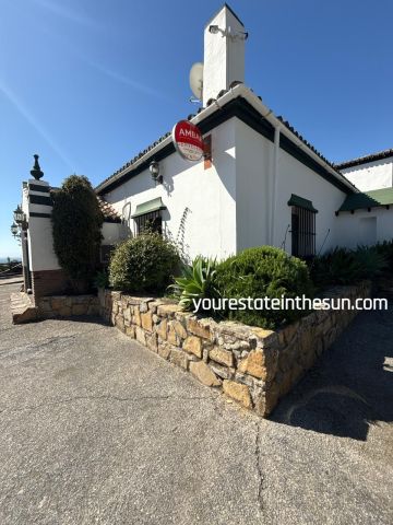 https://cdn.resales-online.com/public/yit7kxtm9e/properties/50f33fb71ee611f0ad0102e0405b089b/w1200/7-aa4cc561180b369757c0bb4af9886cd3.jpg?v=1746024957