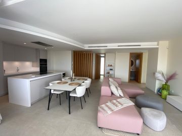 https://cdn.resales-online.com/public/jss4682jto/properties/151a1733ff5211ef8cfb02e0405b089b/w1200/6-241328e1bcc9c0d8ce1222beb6c967a8.jpg?v=1741951916