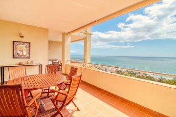 https://cdn.resales-online.com/public/14ldb8jhxc/properties/5366f1911f6811f0ad0102e0405b089b/w1200/2-5bd7b9d04b45e33852eaf0ec6670150d.jpg?v=1746205949