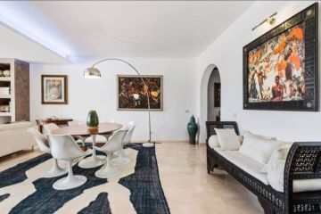 https://cdn.resales-online.com/public/ps20nwoexc/properties/1beb722ddfdf11ef8ce602e0405b089b/w1200/13-5fd73dea700db77384c091ca9818b1a9.jpg?v=1744715977