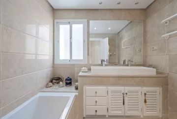 https://cdn.resales-online.com/public/ps20nwoexc/properties/1beb722ddfdf11ef8ce602e0405b089b/w1200/35-53608d01401493ba18e3704836160563.jpg?v=1744715977