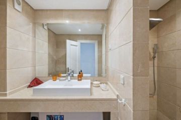 https://cdn.resales-online.com/public/ps20nwoexc/properties/1beb722ddfdf11ef8ce602e0405b089b/w1200/40-f31507287178c6a03c2c34ff88cc832c.jpg?v=1744715977