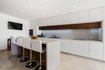 https://cdn.resales-online.com/public/ps20nwoexc/properties/1beb722ddfdf11ef8ce602e0405b089b/w1200/9-467d0cee5b725f3ef65f102a0c2e69c0.jpg?v=1744715977