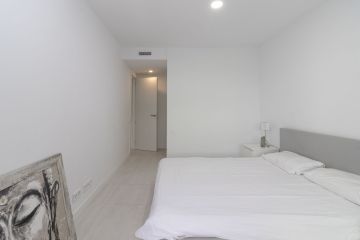 https://cdn.resales-online.com/public/rt1cuhsqdn/properties/8f69a0e025a611f0ad0102e0405b089b/w1200/10-bb915d1cb19341576dcdc994b81ab9c5.jpg?v=1746009615