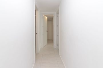 https://cdn.resales-online.com/public/rt1cuhsqdn/properties/8f69a0e025a611f0ad0102e0405b089b/w1200/7-aa4cc561180b369757c0bb4af9886cd3.jpg?v=1746009615