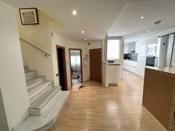 https://cdn.resales-online.com/public/wzh084gdt9/properties/c9882b0c0ff911f08cfb02e0405b089b/w1200/13-5fd73dea700db77384c091ca9818b1a9.jpg?v=1743628596