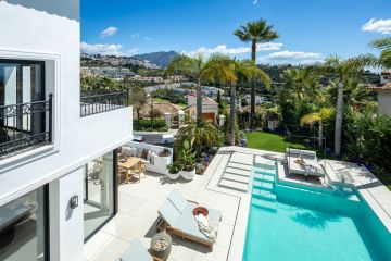 https://cdn.resales-online.com/public/vj79r8sgv9/properties/63a69f2e2b2e11f0ad0102e0405b089b/w1200/20-d1f7658cbe4ba6cd8666fec30fba80ad.jpg?v=1746619026