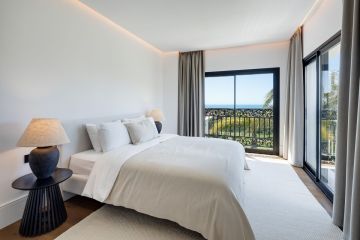 https://cdn.resales-online.com/public/vj79r8sgv9/properties/63a69f2e2b2e11f0ad0102e0405b089b/w1200/21-2c707e7c511429b4f8ec4ee5f221ddb6.jpg?v=1746619026