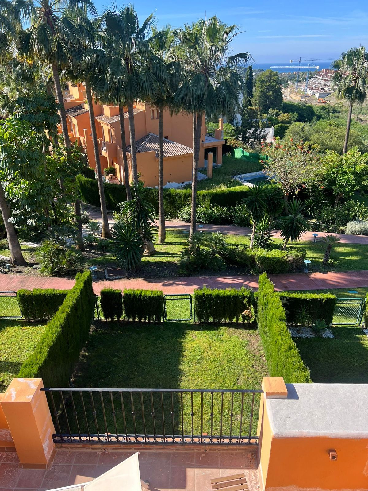 https://cdn.resales-online.com/public/ee6veu3czb35mec9/properties/de83320f2b1c11f0ad0102e0405b089b/w1200/1-7980e48d732b6fc85c14b43b94d2aa54.jpg?v=1746610606