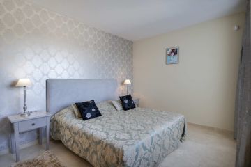 https://cdn.resales-online.com/public/iehb4l0uli/properties/b6ffcb702aa111f0ad0102e0405b089b/w1200/15-11d12f2f454f2f5e9b981fdd8b901d51.jpg?v=1746626246