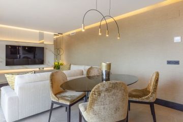 https://cdn.resales-online.com/public/uef44a61k2/properties/091305212a7e11f0ad0102e0405b089b/w1200/3-e898b2bb2a2fdfd06d2c39894dce8316.jpg?v=1746542227