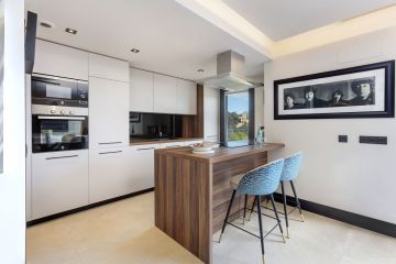 https://cdn.resales-online.com/public/uef44a61k2/properties/091305212a7e11f0ad0102e0405b089b/w1200/7-aa4cc561180b369757c0bb4af9886cd3.jpg?v=1746542227