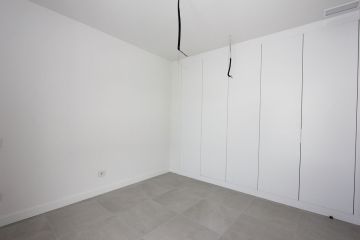 https://cdn.resales-online.com/public/lox6jskat9/properties/4fad917925f311f0ad0102e0405b089b/w1200/31-5e8b9eb86a2d455eeaf43a7bbf3ccd12.jpg?v=1746042697