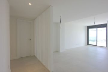 https://cdn.resales-online.com/public/lox6jskat9/properties/4fad917925f311f0ad0102e0405b089b/w1200/4-c23c0f86247804fa50226aecd8b0b2c8.jpg?v=1746042697