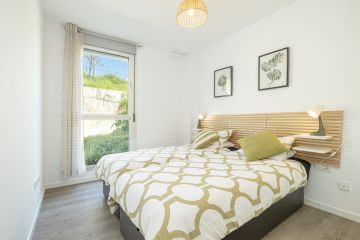 https://cdn.resales-online.com/public/xxoexdmvjv/properties/bacbc9e025ac11f0ad0102e0405b089b/w1200/12-53013098fcab6c38b1379cd33298e050.jpg?v=1746013292