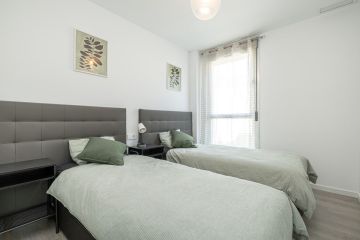https://cdn.resales-online.com/public/xxoexdmvjv/properties/bacbc9e025ac11f0ad0102e0405b089b/w1200/7-aa4cc561180b369757c0bb4af9886cd3.jpg?v=1746013292