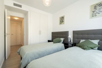 https://cdn.resales-online.com/public/xxoexdmvjv/properties/bacbc9e025ac11f0ad0102e0405b089b/w1200/8-e64a9055bba3e77ac8aca3b893cdf826.jpg?v=1746013292