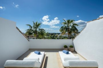 https://cdn.resales-online.com/public/vj79r8sgv9/properties/ba5effb11ea111f0ad0102e0405b089b/w1200/10-bb915d1cb19341576dcdc994b81ab9c5.jpg?v=1746791228