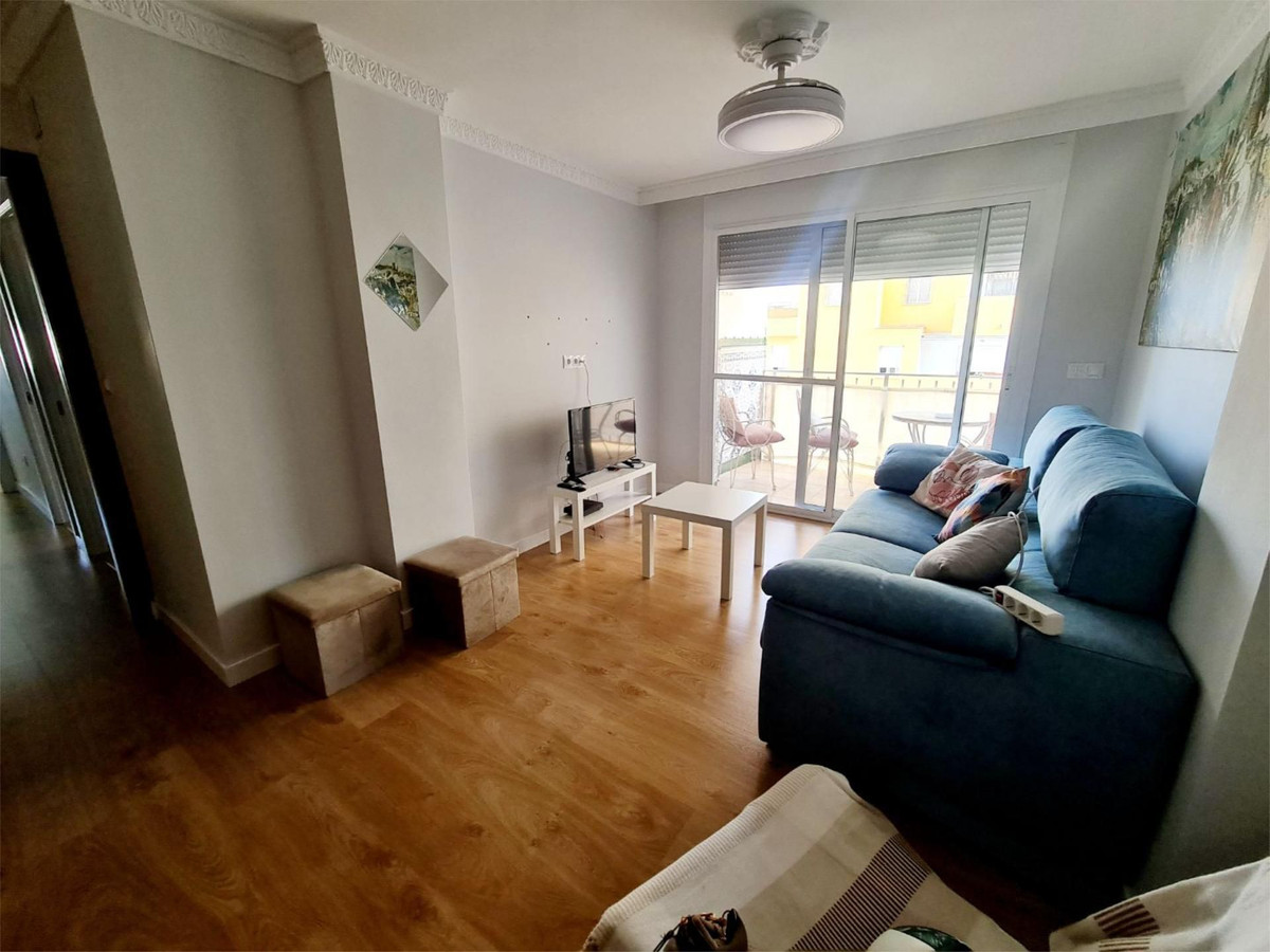 https://cdn.resales-online.com/public/avums58sfs/properties/2e34aeda2d5611f0ad0102e0405b089b/w1200/1-7980e48d732b6fc85c14b43b94d2aa54.jpg?v=1747113670