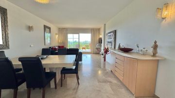 https://cdn.resales-online.com/public/uep3guqi5b/properties/ffeb2f202c1b11f0ad0102e0405b089b/w1200/16-ec67b526875bf0124b6ce4328a754439.jpg?v=1746725436