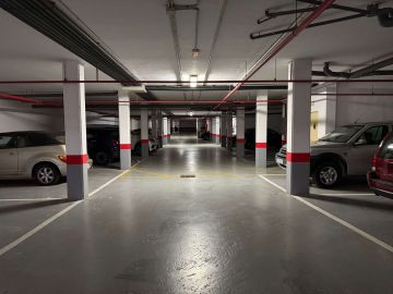 https://cdn.resales-online.com/public/uep3guqi5b/properties/ffeb2f202c1b11f0ad0102e0405b089b/w1200/29-7c2f312881aea9bbe9ddaeb9640e2c9a.jpg?v=1746725436