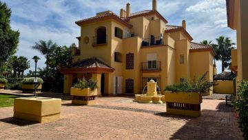 https://cdn.resales-online.com/public/uep3guqi5b/properties/ffeb2f202c1b11f0ad0102e0405b089b/w1200/30-5e8634ec9576c9ad4825a6dec5b5d375.jpg?v=1746725436