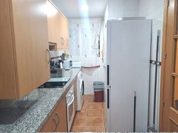 https://cdn.resales-online.com/public/1op5nr1ymv/properties/20ebaff2145d11f08cfb02e0405b089b/w1200/12-53013098fcab6c38b1379cd33298e050.jpg?v=1746733657