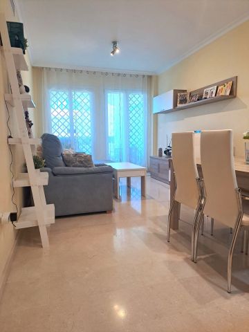 https://cdn.resales-online.com/public/1op5nr1ymv/properties/20ebaff2145d11f08cfb02e0405b089b/w1200/2-5bd7b9d04b45e33852eaf0ec6670150d.jpg?v=1746733657