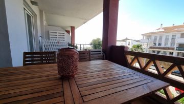 https://cdn.resales-online.com/public/1op5nr1ymv/properties/20ebaff2145d11f08cfb02e0405b089b/w1200/20-d1f7658cbe4ba6cd8666fec30fba80ad.jpg?v=1746733657