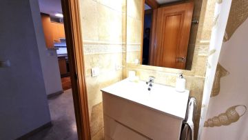 https://cdn.resales-online.com/public/1op5nr1ymv/properties/20ebaff2145d11f08cfb02e0405b089b/w1200/26-c684a62c9f160a1f90904dd925da0645.jpg?v=1746733657