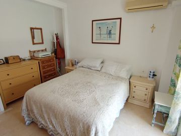 https://cdn.resales-online.com/public/pi4aa0csx3/properties/b2784509300e11f0ad0102e0405b089b/w1200/11-20939a0134ad724a8cb2a801094d15a4.jpg?v=1747154699