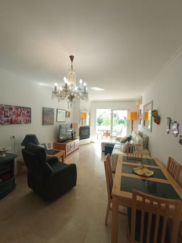 https://cdn.resales-online.com/public/pi4aa0csx3/properties/b2784509300e11f0ad0102e0405b089b/w1200/26-c684a62c9f160a1f90904dd925da0645.jpg?v=1753263272