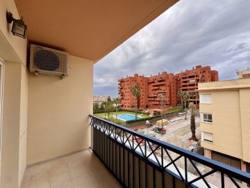 https://cdn.resales-online.com/public/tr8m485cep45biez/properties/d8fe7eb92d1611f0ad0102e0405b089b/w1200/12-53013098fcab6c38b1379cd33298e050.jpg?v=1746827775