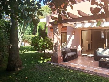 https://cdn.resales-online.com/public/68phfbom2h/properties/11099a422fc311f0ad0102e0405b089b/w1200/22-bcf8e6250e0bab365f900a8ac31ac040.jpg?v=1747230118