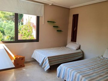 https://cdn.resales-online.com/public/68phfbom2h/properties/11099a422fc311f0ad0102e0405b089b/w1200/34-2e8657844e540eba0189d71f472ffca9.jpg?v=1747230118