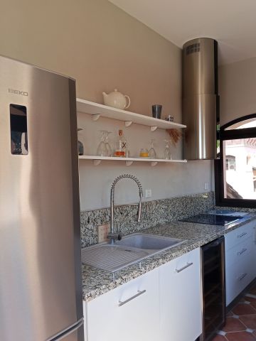 https://cdn.resales-online.com/public/68phfbom2h/properties/11099a422fc311f0ad0102e0405b089b/w1200/42-3aa90f523689fc5a59d5d37badfe1b6f.jpg?v=1747230118