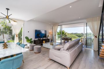 https://cdn.resales-online.com/public/c1vmnhgt2j/properties/22d85f1b2a5a11f0ad0102e0405b089b/w1200/2-5bd7b9d04b45e33852eaf0ec6670150d.jpg?v=1747235925