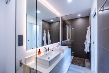 https://cdn.resales-online.com/public/c1vmnhgt2j/properties/22d85f1b2a5a11f0ad0102e0405b089b/w1200/20-d1f7658cbe4ba6cd8666fec30fba80ad.jpg?v=1747235925