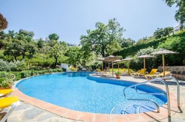 https://cdn.resales-online.com/public/sb5m6pabs6/properties/37ba0445325f11f0ad0102e0405b089b/w1200/3-e898b2bb2a2fdfd06d2c39894dce8316.jpg?v=1747648833