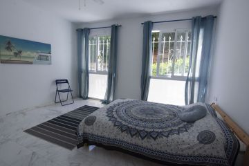 https://cdn.resales-online.com/public/sb5m6pabs6/properties/37ba0445325f11f0ad0102e0405b089b/w1200/4-c23c0f86247804fa50226aecd8b0b2c8.jpg?v=1747648833