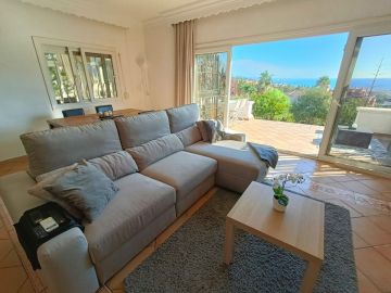 https://cdn.resales-online.com/public/c5qxxwzfkp/properties/e0ec45848e9c11ed98460217bc231ef4/w1200/6-241328e1bcc9c0d8ce1222beb6c967a8.jpg?v=1737716906