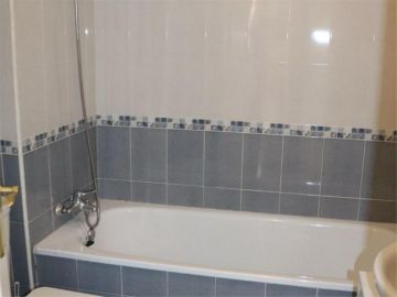 https://cdn.resales-online.com/public/q0gkld5ib1/properties/26898c37358811f0ad0102e0405b089b/w1200/10-bb915d1cb19341576dcdc994b81ab9c5.jpg?v=1747755788
