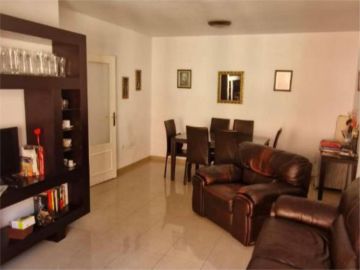 https://cdn.resales-online.com/public/q0gkld5ib1/properties/26898c37358811f0ad0102e0405b089b/w1200/2-5bd7b9d04b45e33852eaf0ec6670150d.jpg?v=1747755788