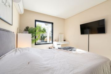 https://cdn.resales-online.com/public/537wrwhqp1/properties/732e070134b311f0ad0102e0405b089b/w1200/52-aa08978ddec66a09ad5932aa90b5d90c.jpg?v=1747664453