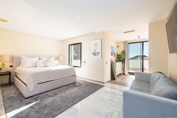 https://cdn.resales-online.com/public/537wrwhqp1/properties/732e070134b311f0ad0102e0405b089b/w1200/54-cba5c6f0c186831e5b449ecd59074d41.jpg?v=1747664453