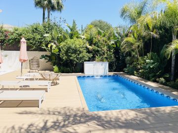 https://cdn.resales-online.com/public/199lfdjq5g/properties/26971131347711f0ad0102e0405b089b/w1200/12-53013098fcab6c38b1379cd33298e050.jpg?v=1747715098