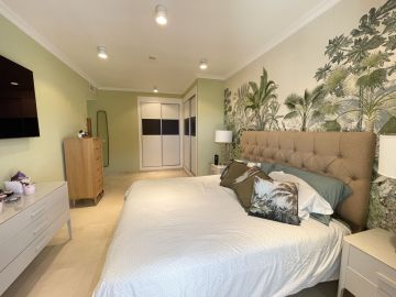 https://cdn.resales-online.com/public/199lfdjq5g/properties/26971131347711f0ad0102e0405b089b/w1200/23-79897b85162c6a486c7a4d1eb46924dd.jpg?v=1747715098